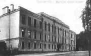 Здание женской Мариинской гимназии. Третий этаж надстроен в 1908 году